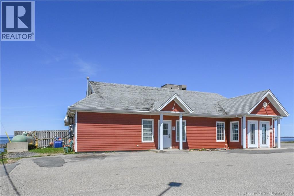 89 Saint-pierre Est Boulevard Property Photo 4