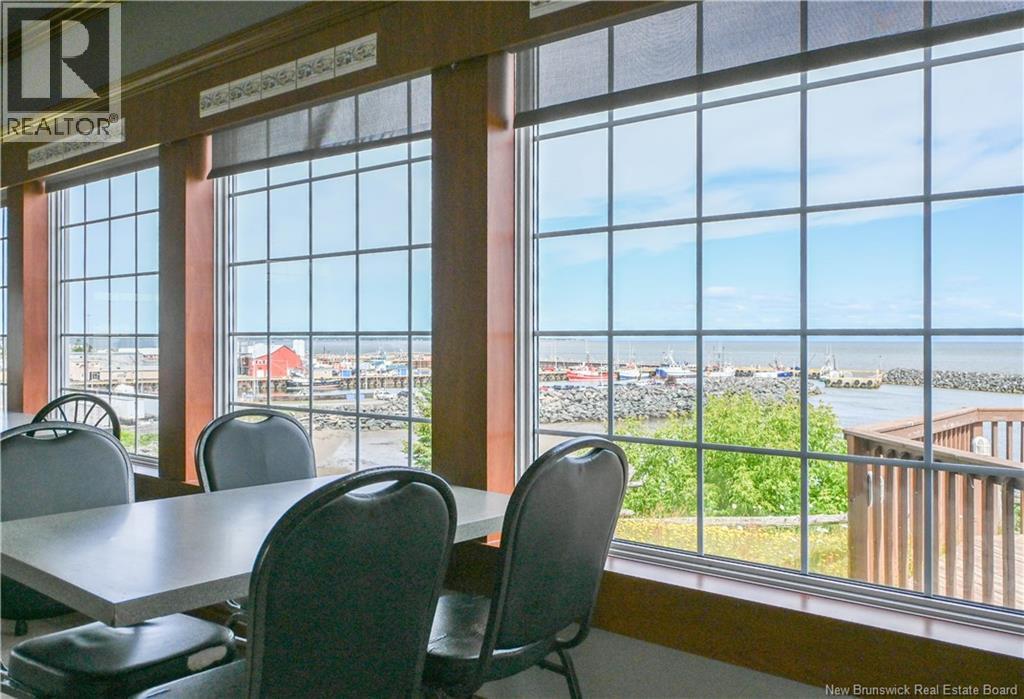89 Saint-pierre Est Boulevard Property Photo 12