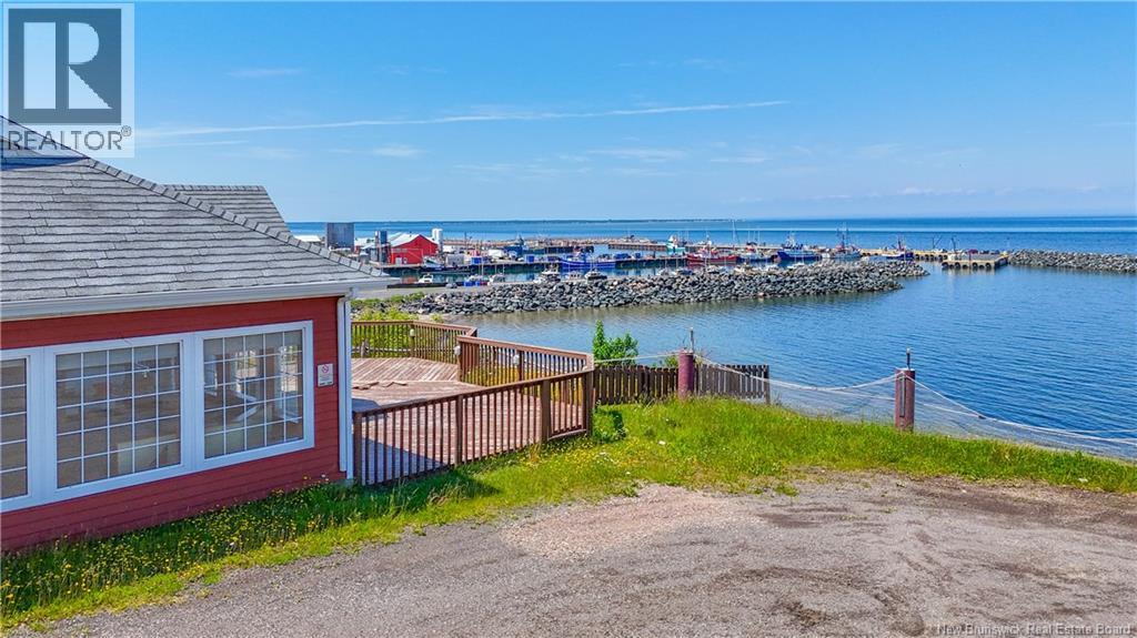 89 Saint-pierre Est Boulevard Property Photo 17