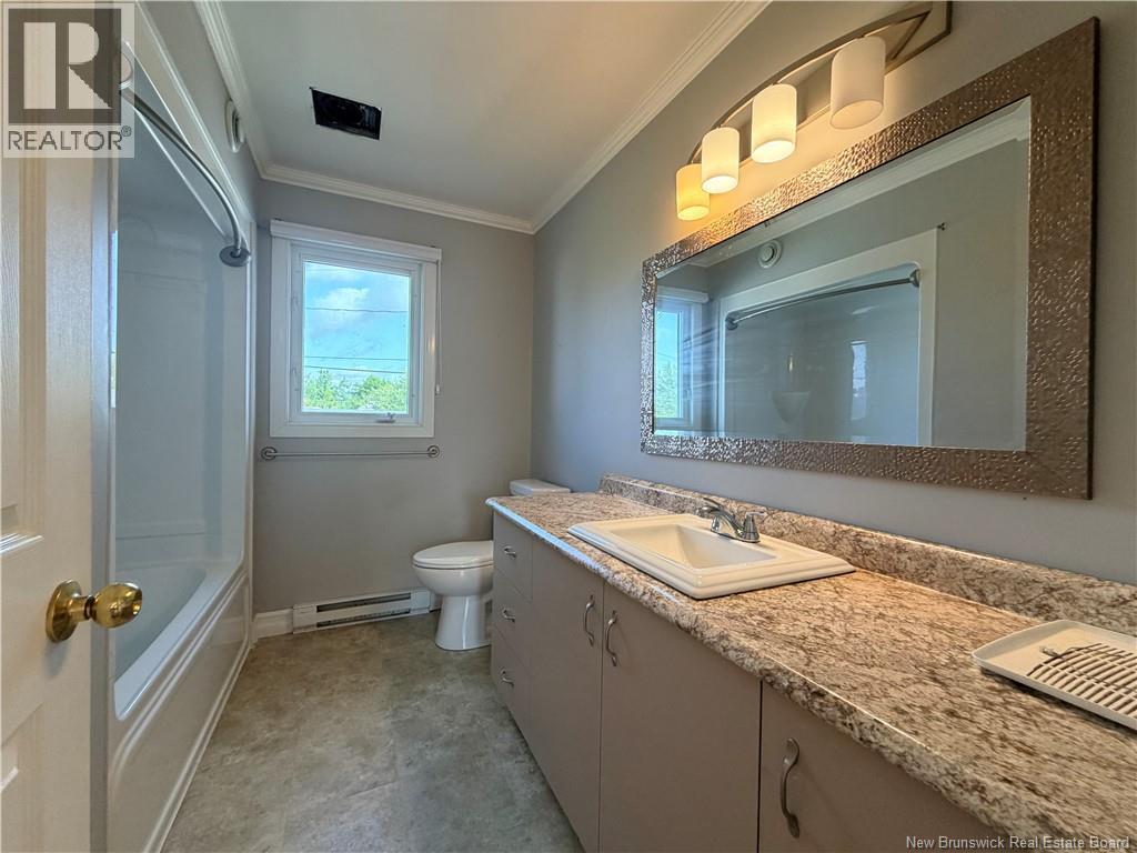 764 Rue Champlain Street Property Photo 30