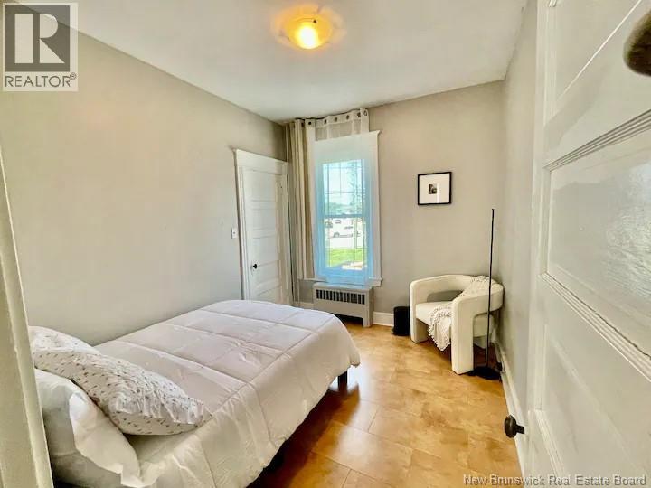 102-104 Lansdowne Avenue Property Photo 9