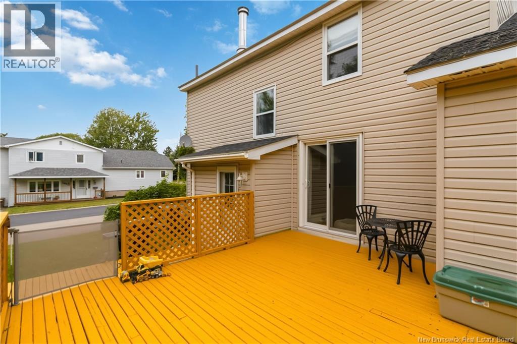 145 Wendell Property Photo 44