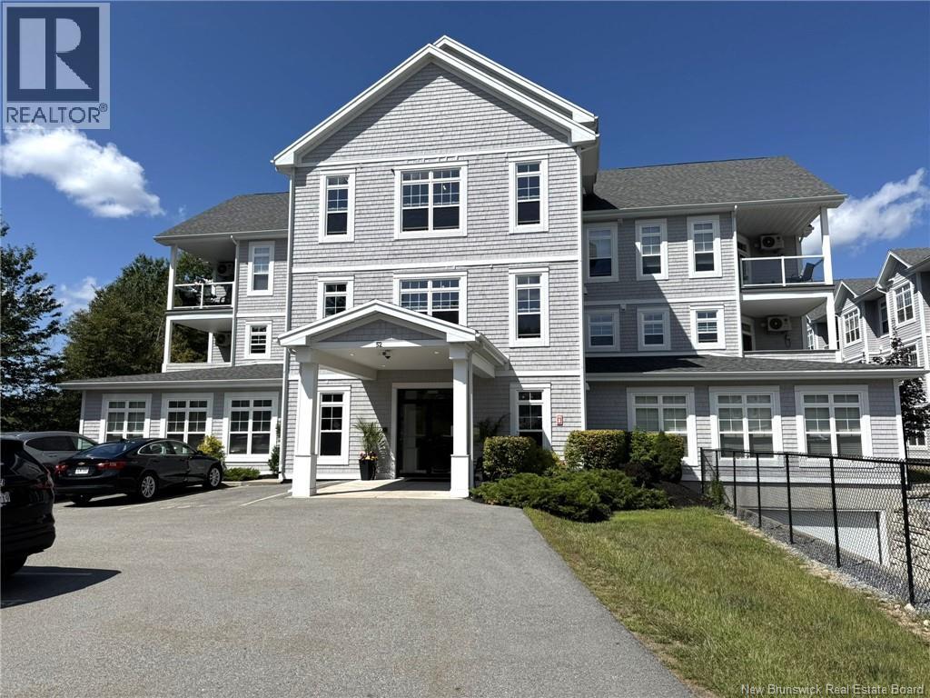 52 Hampton Road Unit# 204