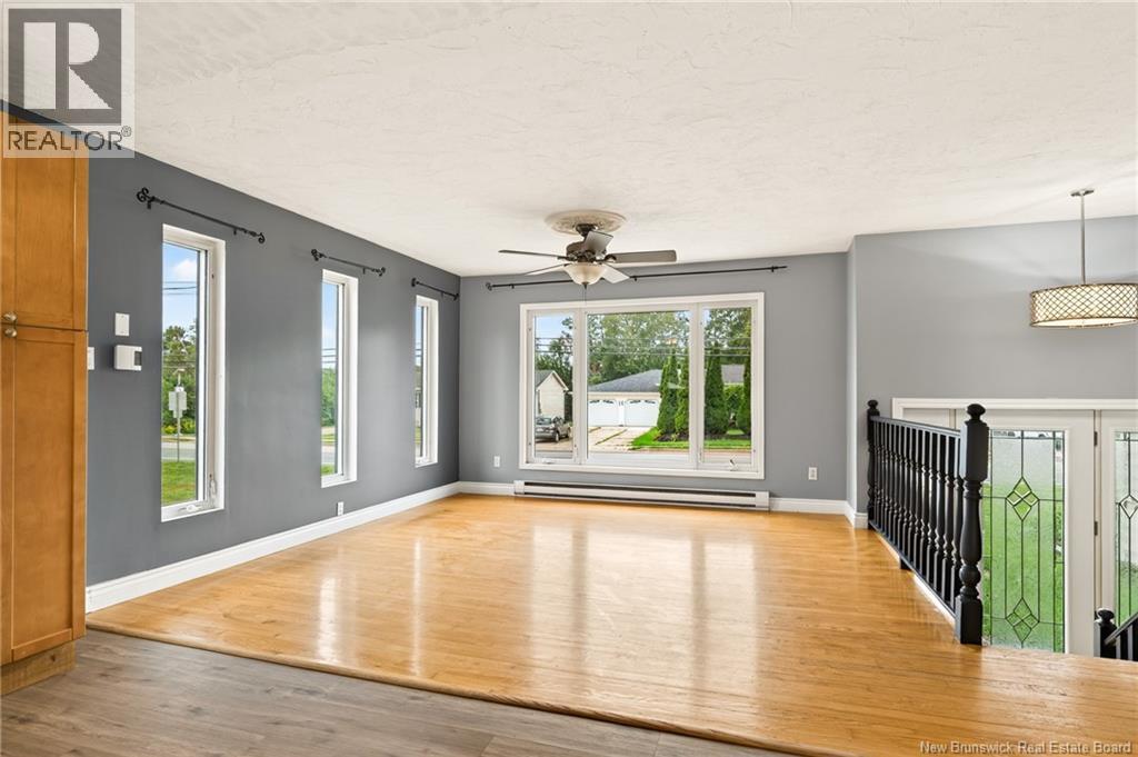 183 Thomas Property Photo 6