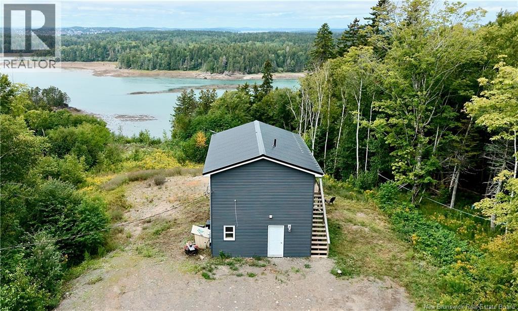 5 Maple Leaf Court Property Photo 3