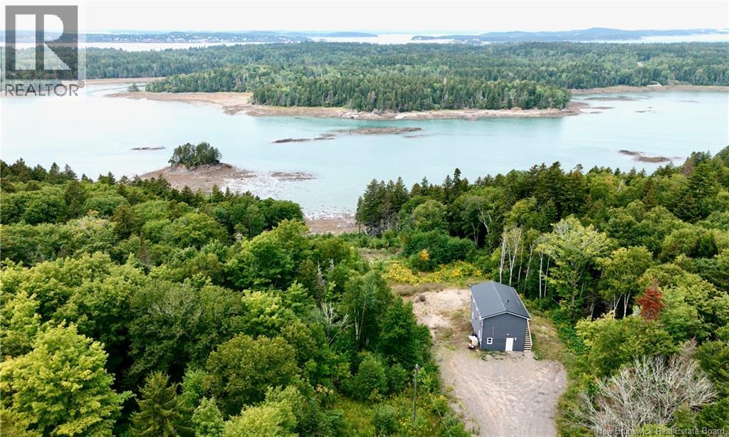 5 Maple Leaf Court Property Photo 4