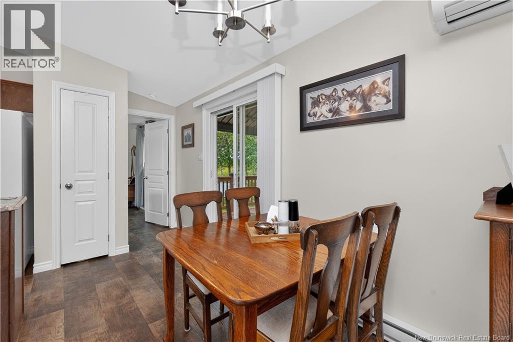 20 Blue Jay Property Photo 16