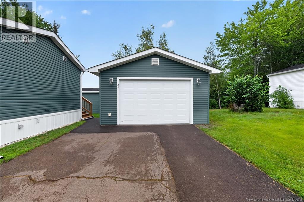 20 Blue Jay Property Photo 30