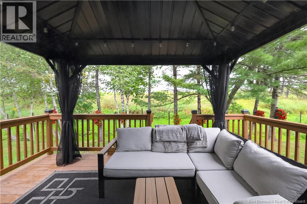 20 Blue Jay Property Photo 39