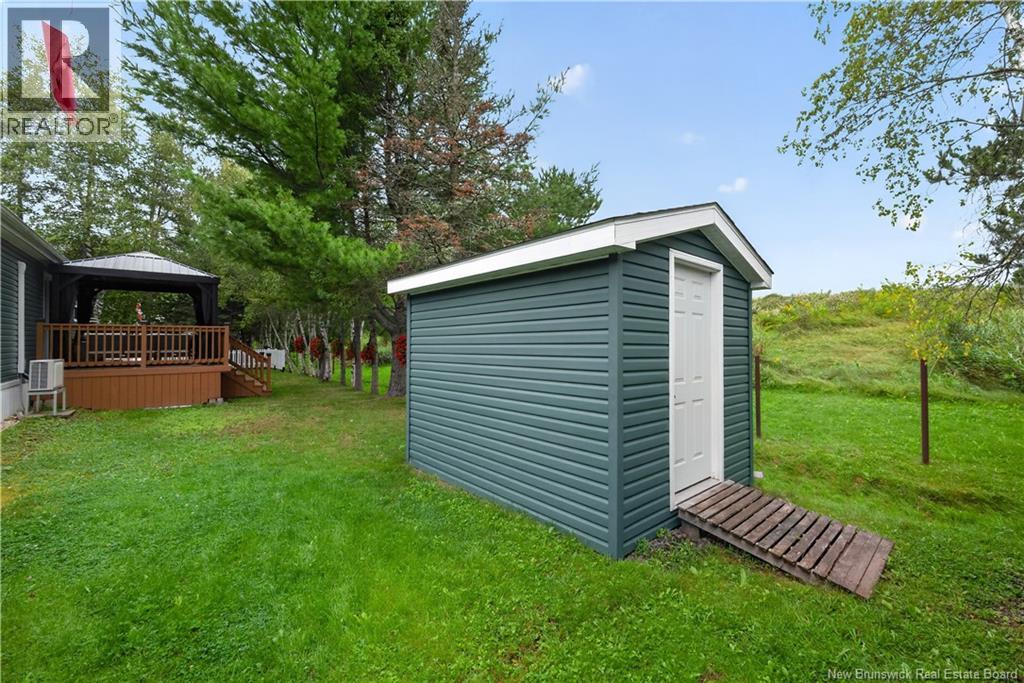 20 Blue Jay Property Photo 49