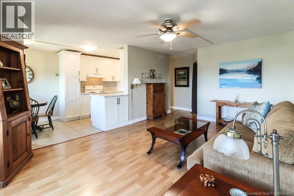 310 Woodward Unit# 909 Property Photo 15