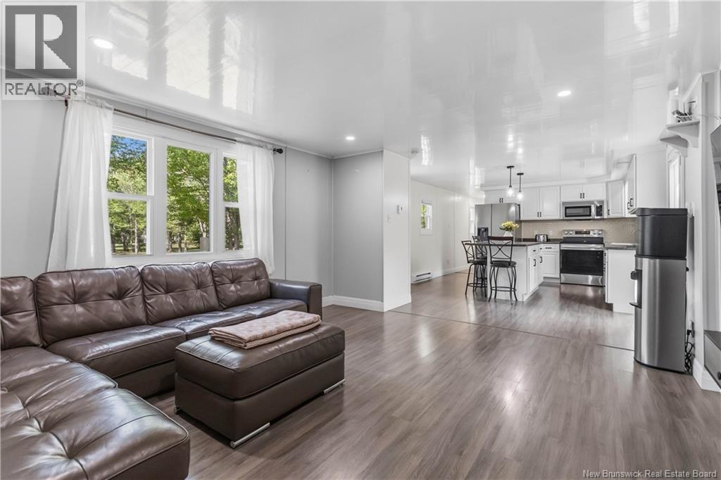 10 Black Spruce Street Property Photo 7