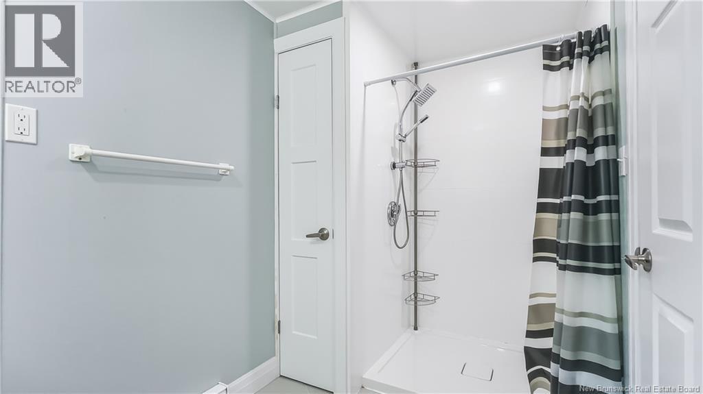 10 Black Spruce Street Property Photo 24