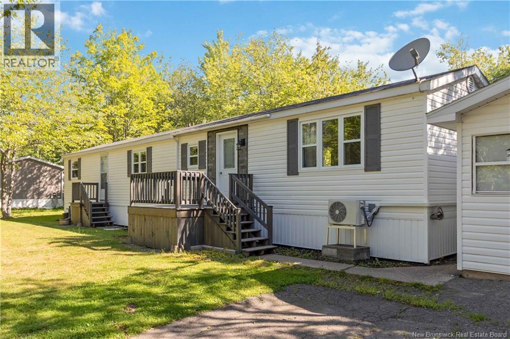 10 Black Spruce Street Property Photo 34