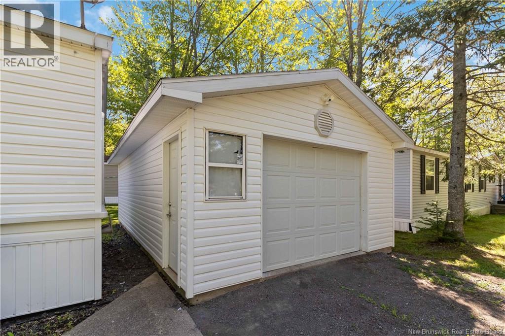 10 Black Spruce Street Property Photo 35