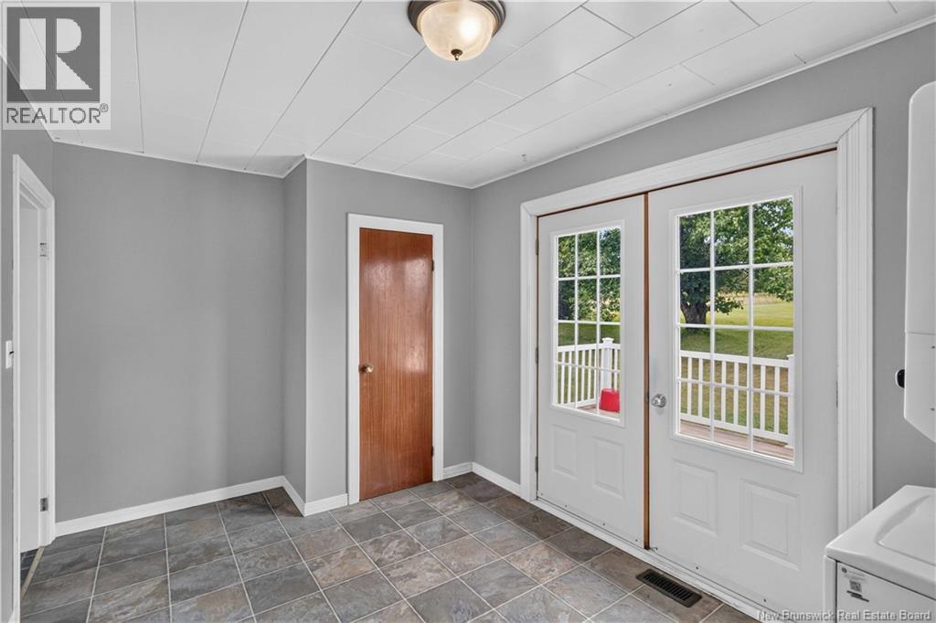 3164 Main Street Property Photo 12