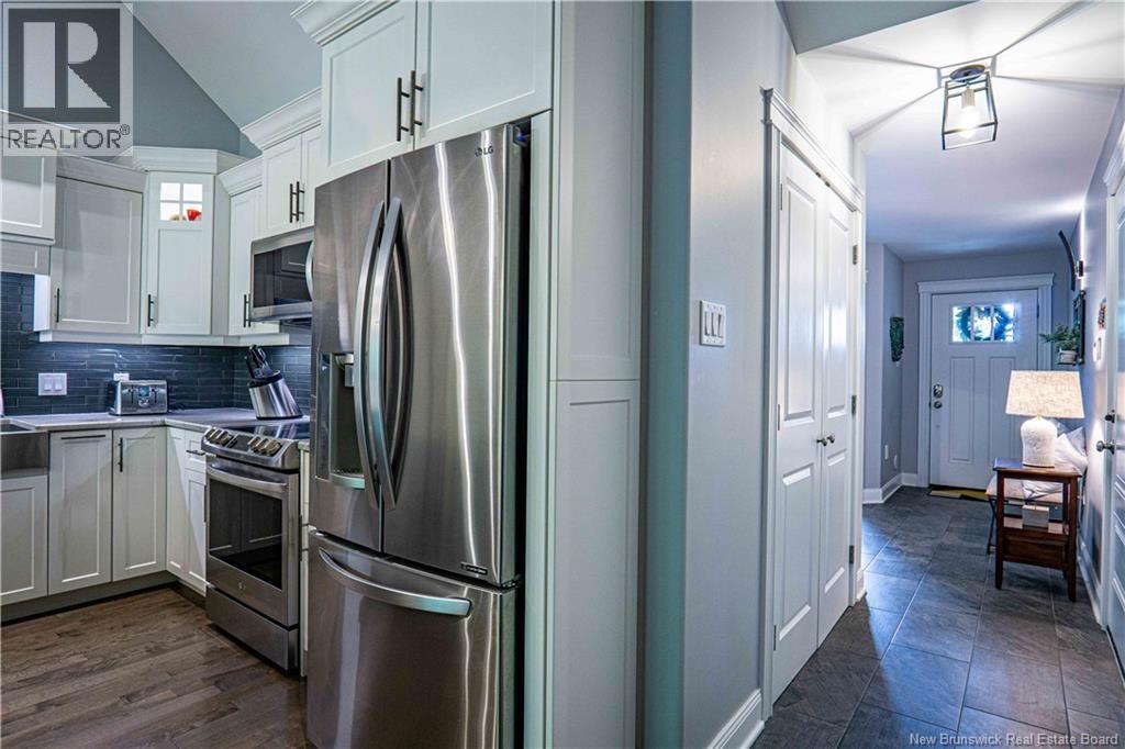 21 Camden Lane Property Photo 12