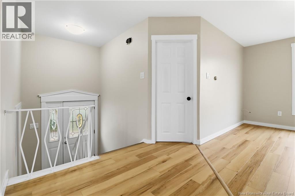 66 Braeburn Crescent Property Photo 4