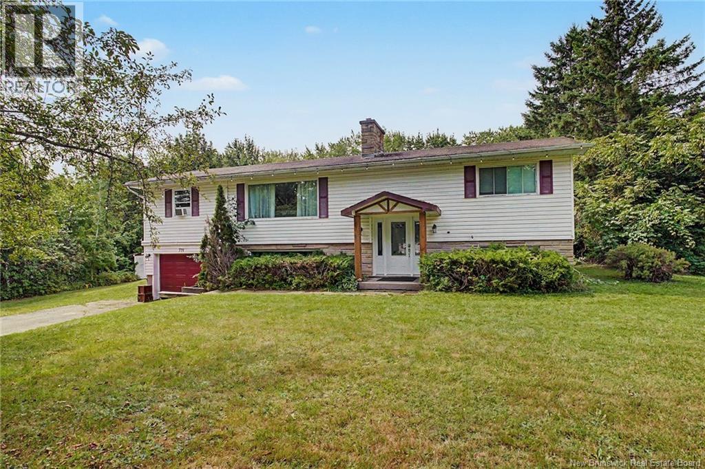 719 Glengarry Place Property Photo 1