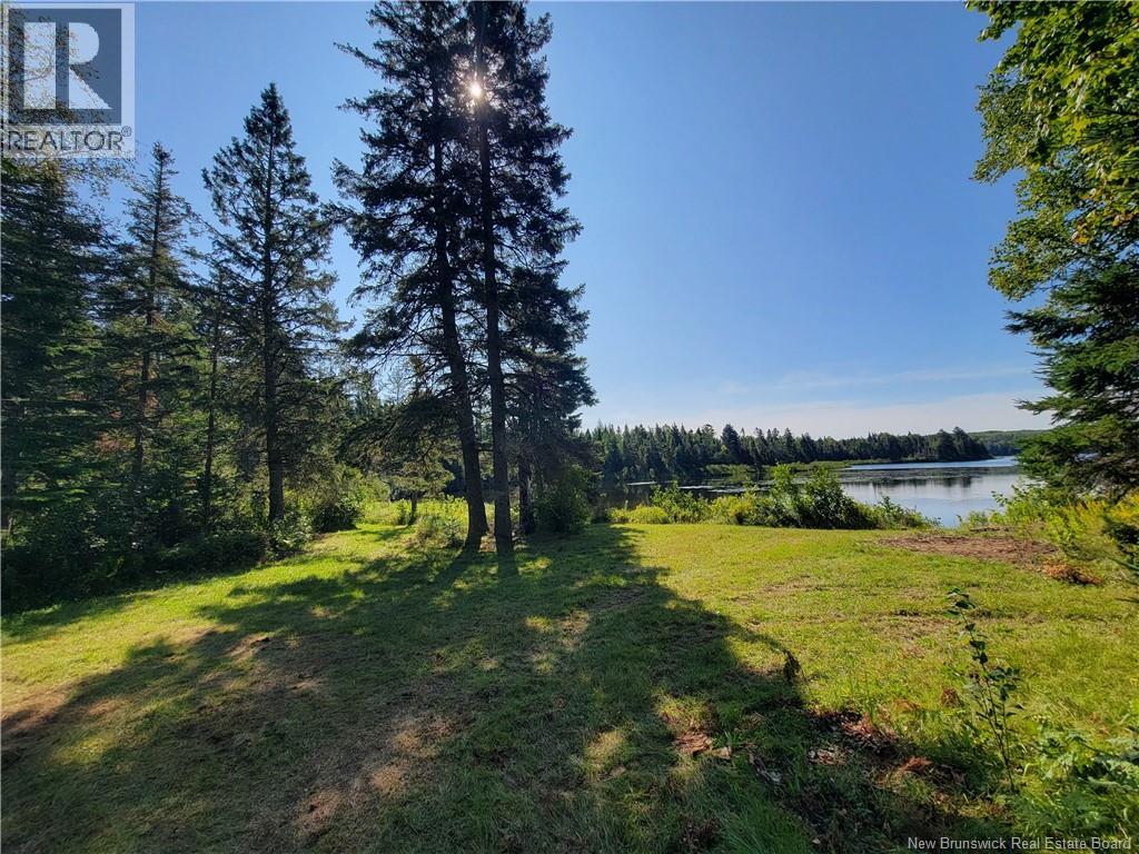 Lakefield Road Property Photo 3