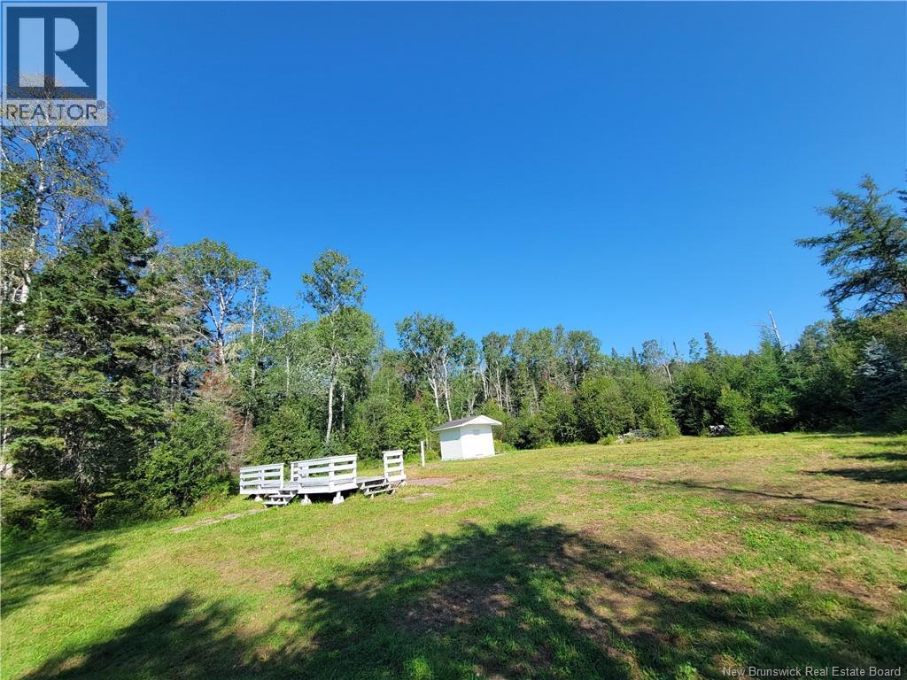 Lakefield Road Property Photo 6