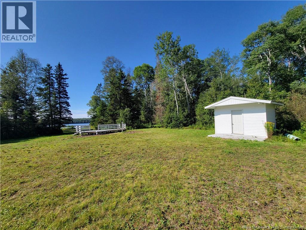 Lakefield Road Property Photo 8