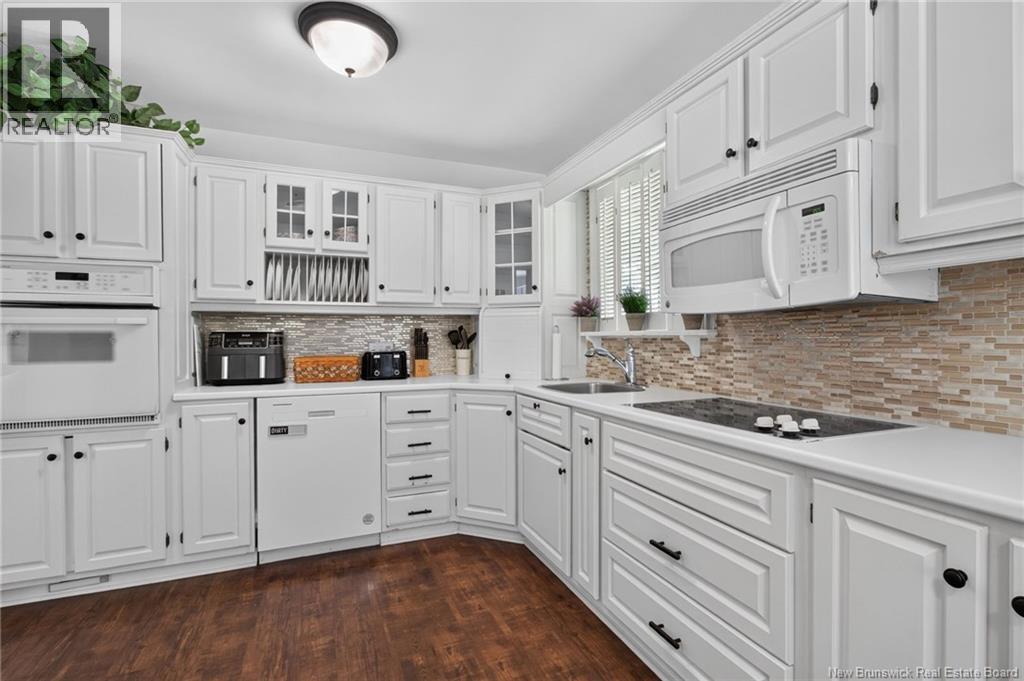 55 Lindsay Street Property Photo 15