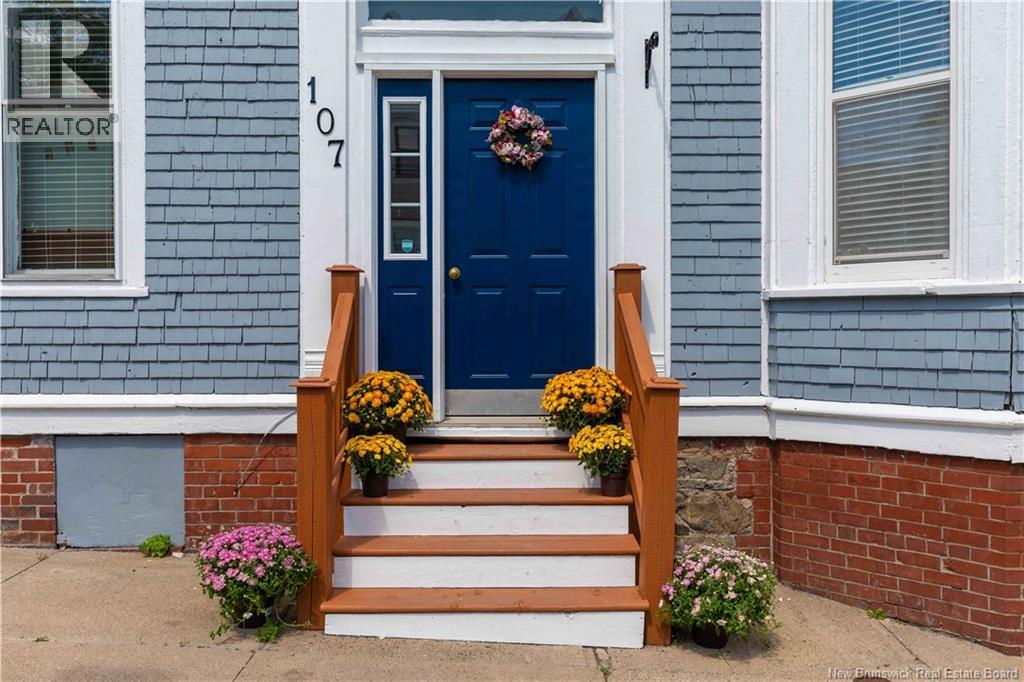 107 Orange Street Property Photo 3