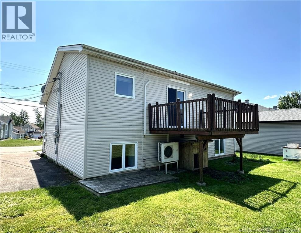 44-46 Theriault Street Property Photo 4