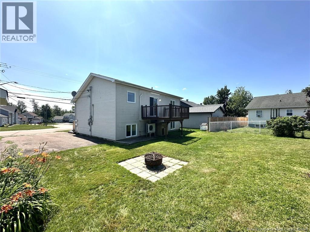 44-46 Theriault Street Property Photo 6