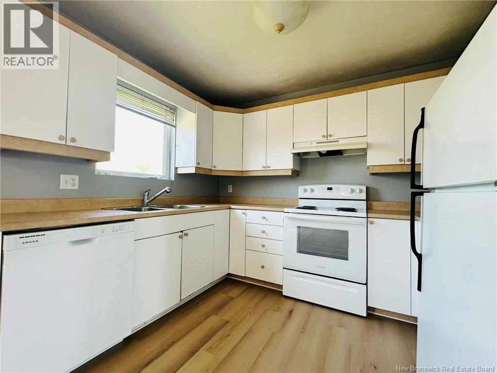 44-46 Theriault Street Property Photo 16