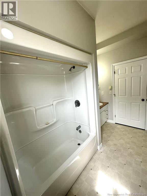 44-46 Theriault Street Property Photo 38