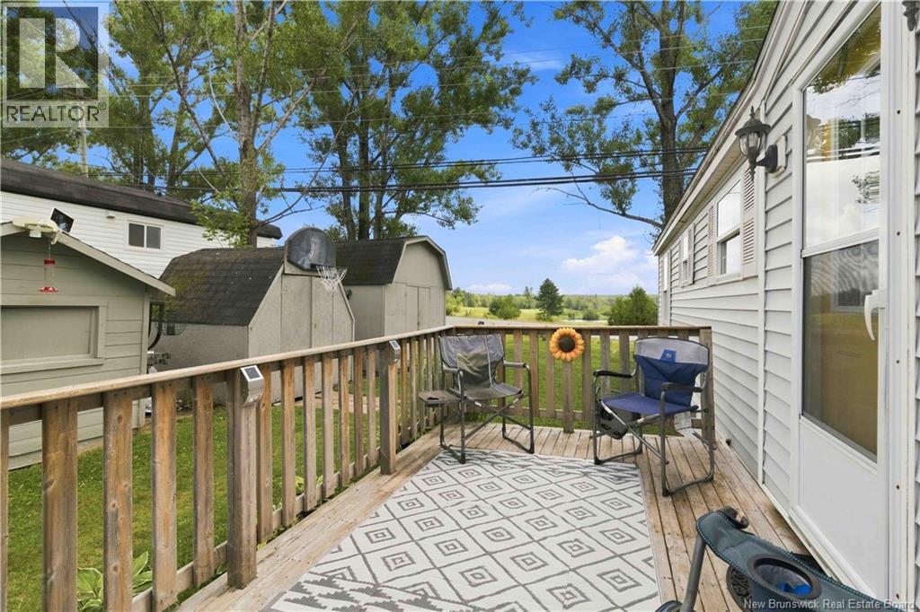 99 Hedgeview Drive Property Photo 2
