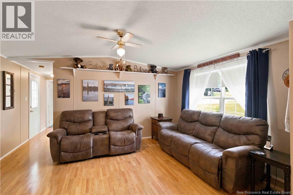 99 Hedgeview Drive Property Photo 8