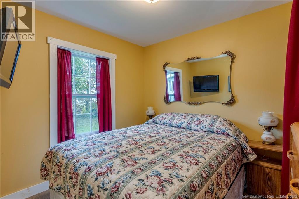 33 Magnolia Avenue Property Photo 14