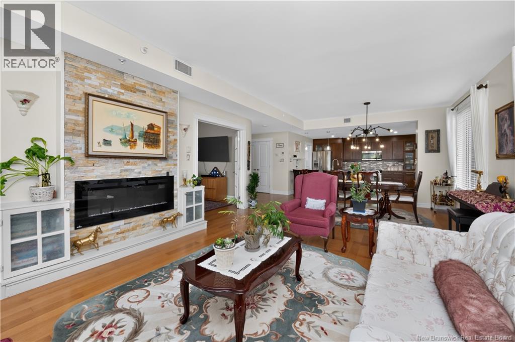 185 Royal Oaks Boulevard Unit# 103 Property Photo 18