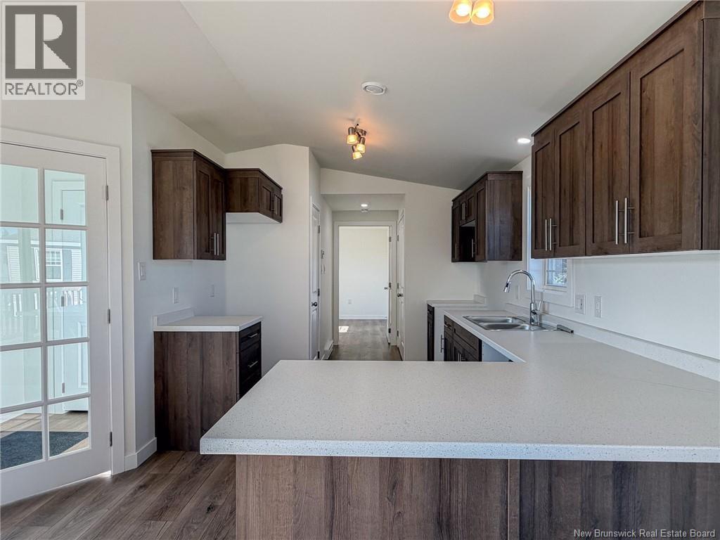 37 Luanne Drive Property Photo 7