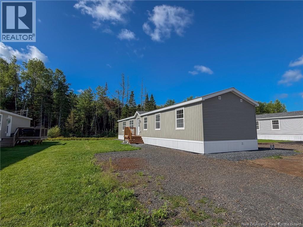 45 Luanne Drive Property Photo 3