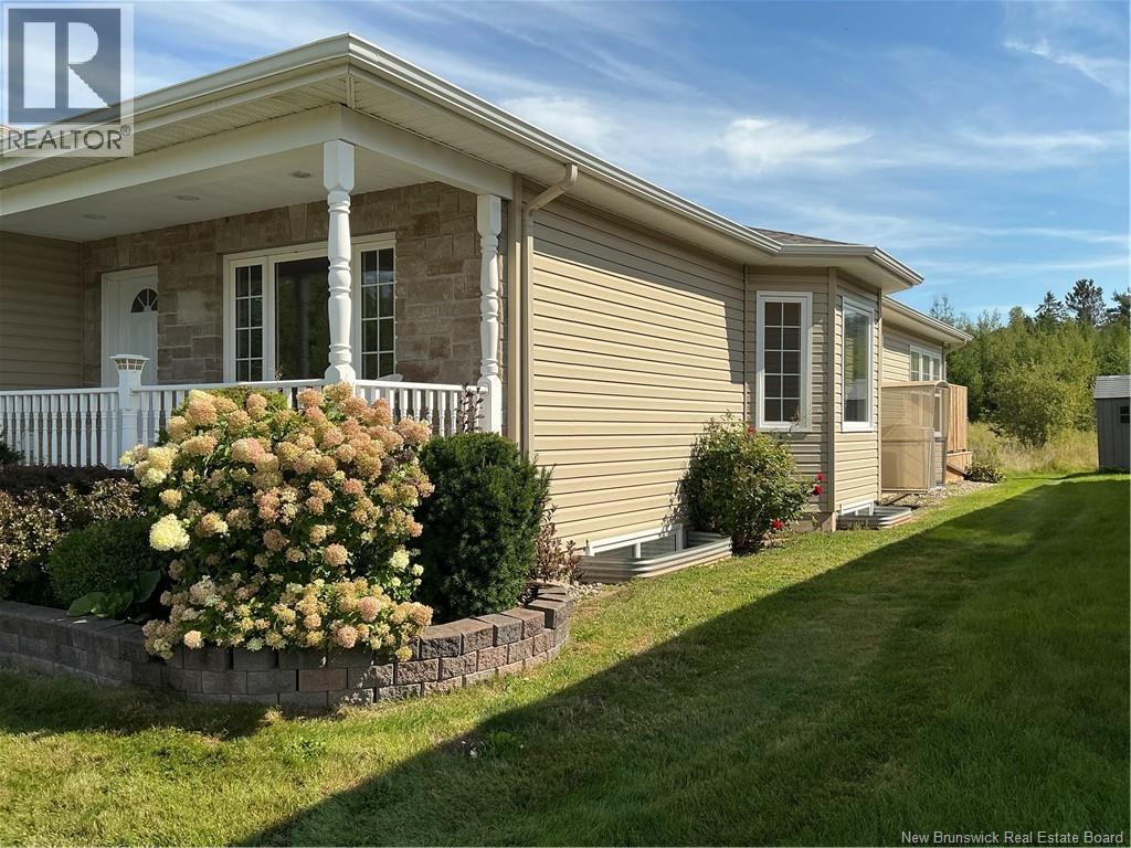 125 Monarch Road Property Photo 2