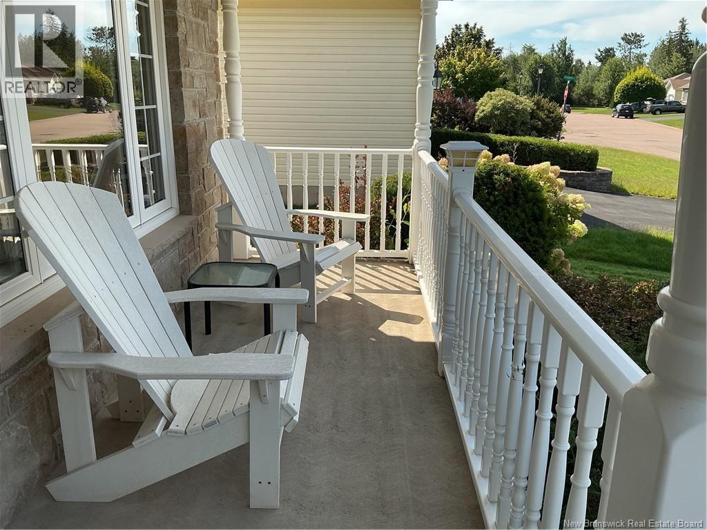 125 Monarch Road Property Photo 4