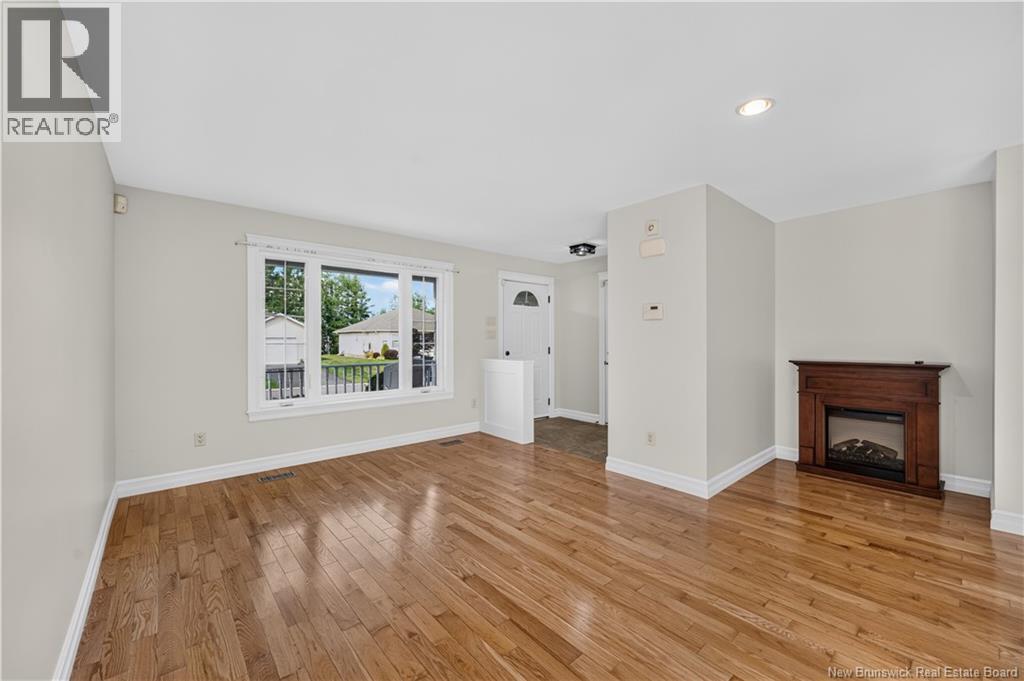 125 Monarch Road Property Photo 10