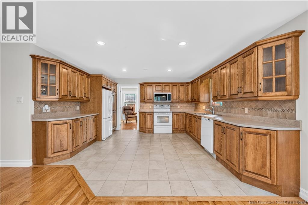 125 Monarch Road Property Photo 14