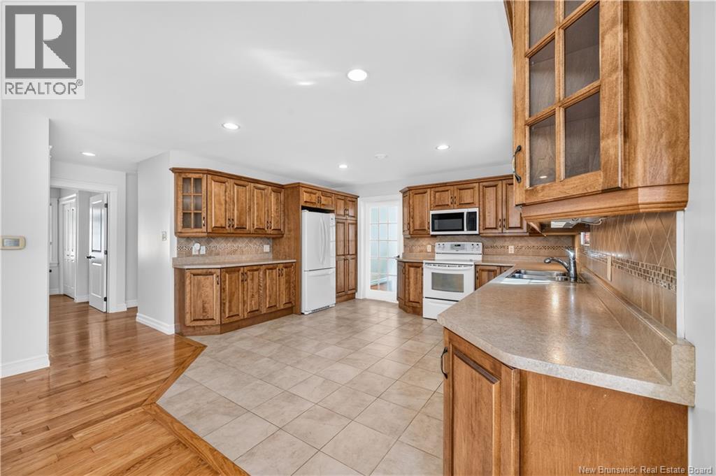 125 Monarch Road Property Photo 16