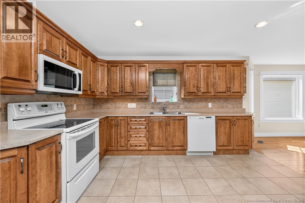 125 Monarch Road Property Photo 18