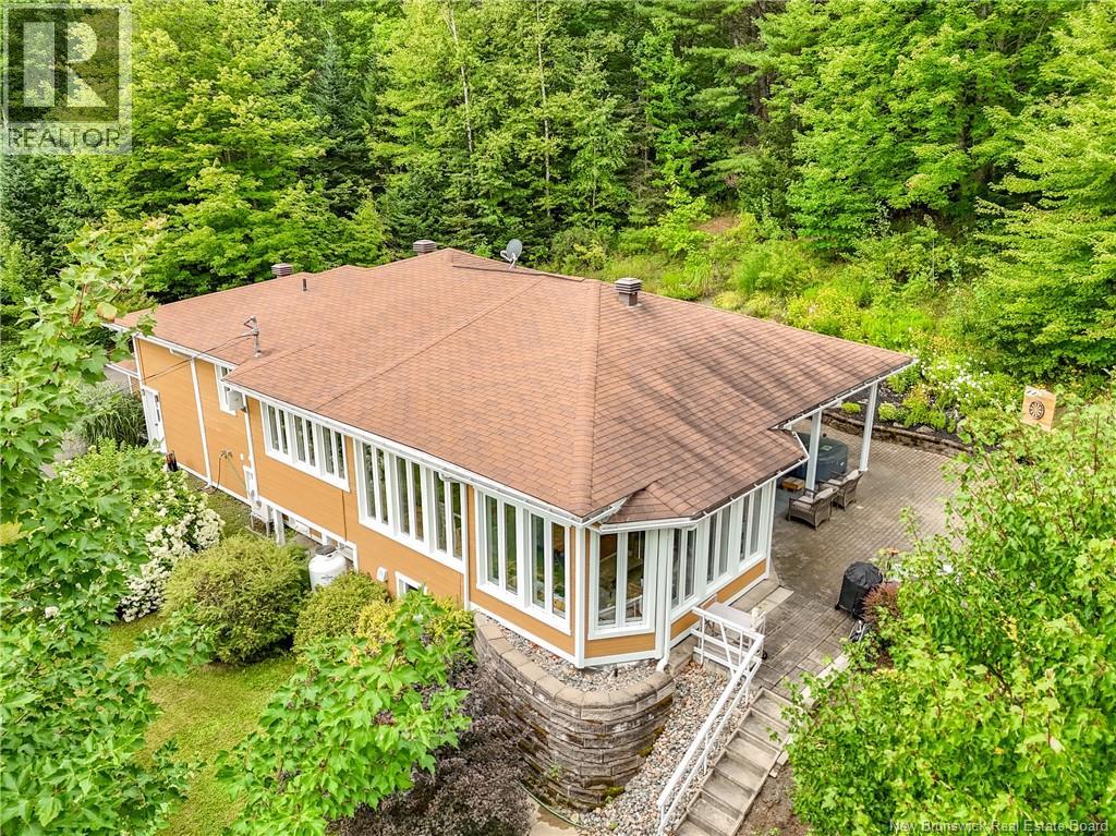 5 Thorne Drive Property Photo 1