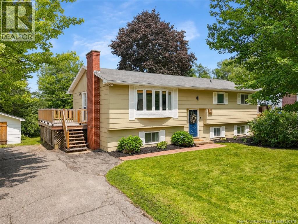 72 Berkley Drive Property Photo 1