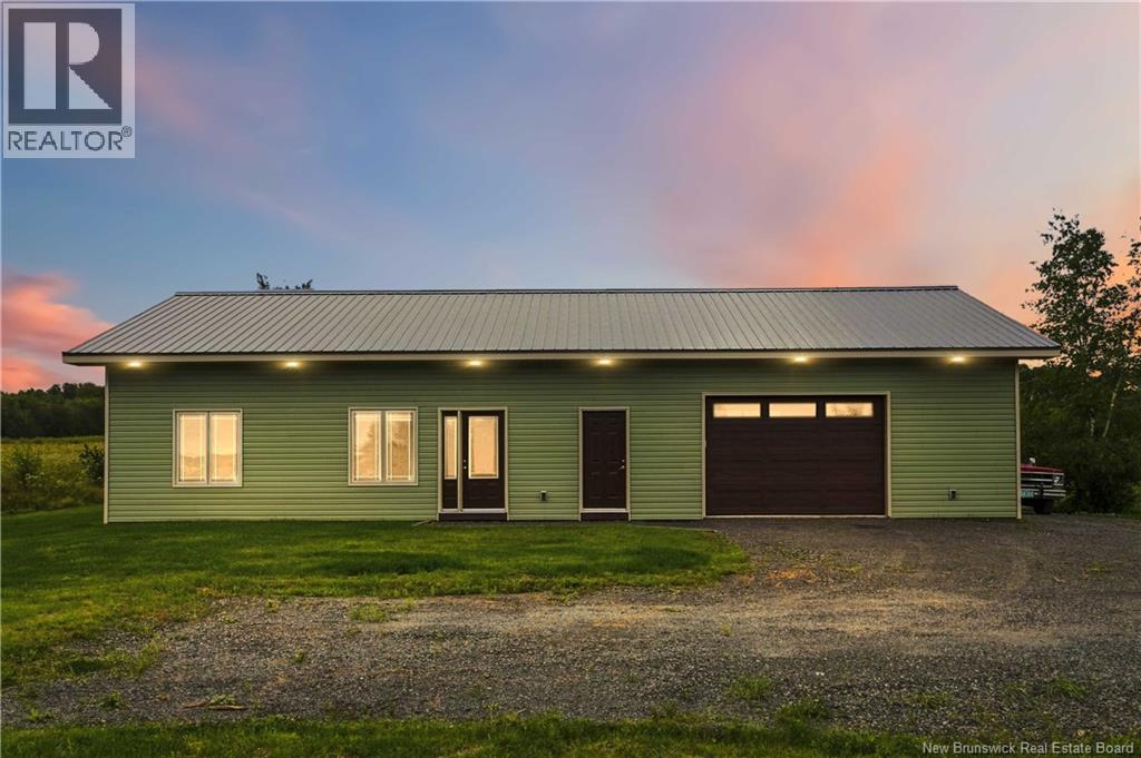 21 De La Montee Property Photo 1