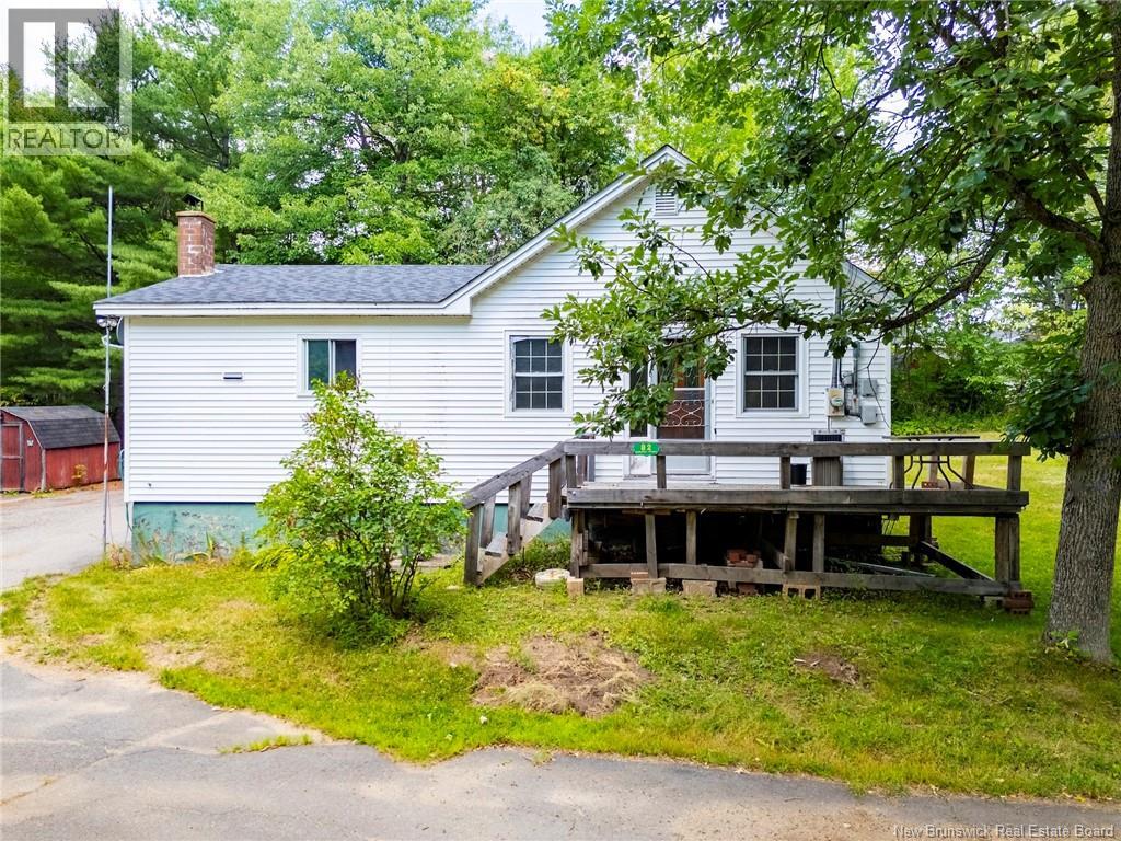 82 Chestnut Drive Property Photo 1