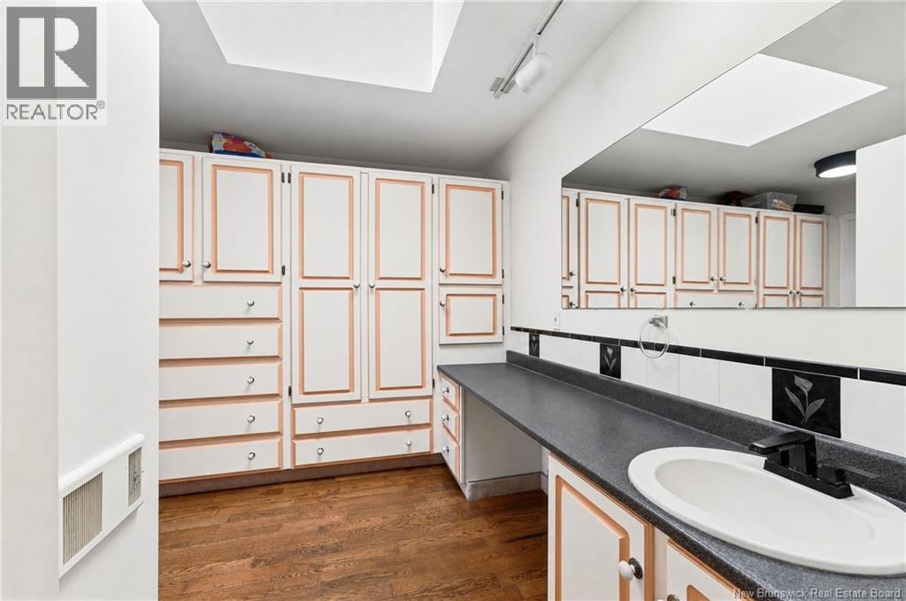 2 Sunset Boulevard Property Photo 23