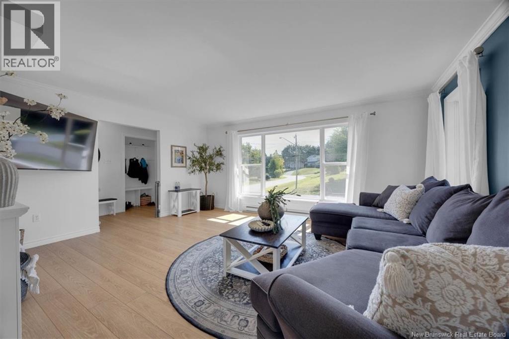 16 Brook Street Property Photo 7